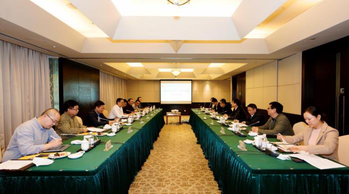 集团党委书记、董事长任丁会见重庆尊龙凯时集团董事长乔昌志一行