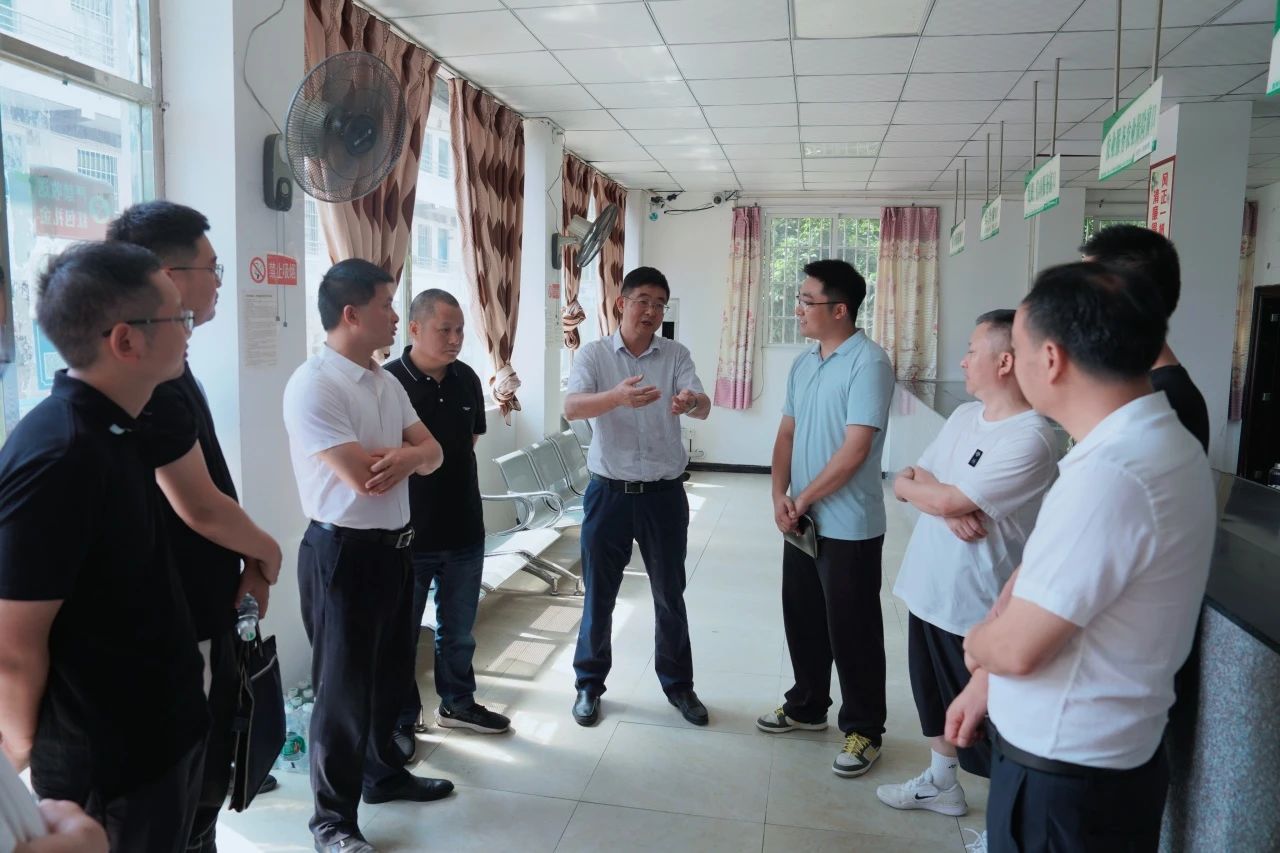 许东明赴南充市嘉陵区、巴中市通江县调研督导定点帮扶和托底性帮扶工作